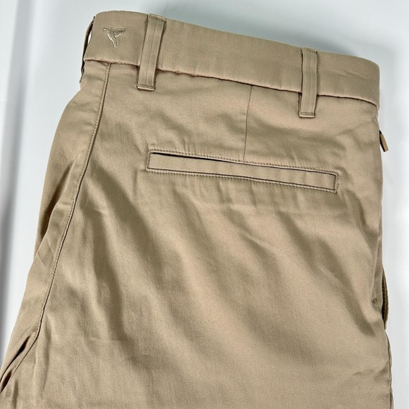Birddogs Pants Mens 32 x 32 Khaki Chino Stretch Performance Golf Zipper Pocket - Picture 10 of 10